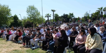 Büyükçekmece’de Anneler Günü Konseri, renkli görüntülere sahne oldu