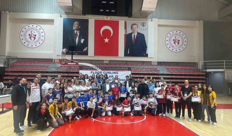 Mehmet Akif Ersoy Ortaokulu Türkiye 4’üncüsü oldu