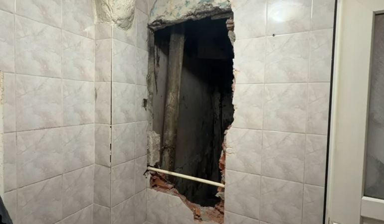 Fatih’te Türkmenistanlı kadın 5’inci kattan düşerek hayatını kaybetti
