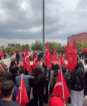 ODTÜ’de bayrak saldırısına tepki: Bilecik’te 350 kişilik yürüyüş