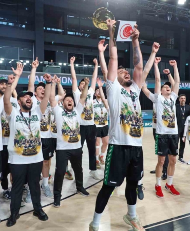 Türkiye Erkekler Basketbol 2. Lig’inde şampiyon Sakarya Büyükşehir oldu