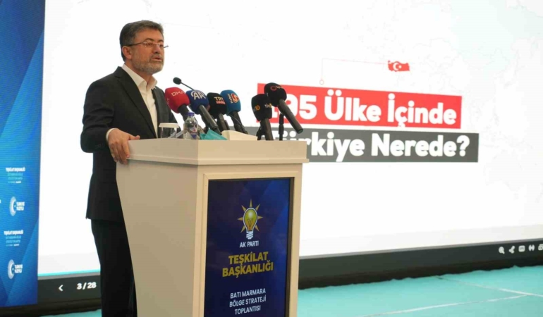 Bakan Yumaklı: "Türkiye orman yangınları ile mücadele konusunda dünyanın en iyi ülkelerinden bir tanesidir"