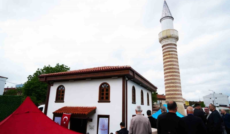 Edirne’de tarihi Şeyh Şücaeddin Camii yeniden ibadete açıldı