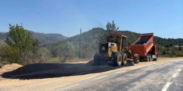 Bilecik’te tehlikeli yol genişletildi