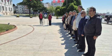 Gençlik Haftası etkinliklerinde caddeden geçen herkes İstiklal Marşı’na eşlik etti