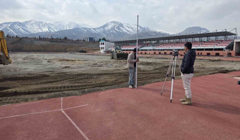 Ahmet Karadağ: “Malatya’da yapımı devam eden tesisi Türk sporuna kazandıracak olmanın heyecanını yaşıyoruz”