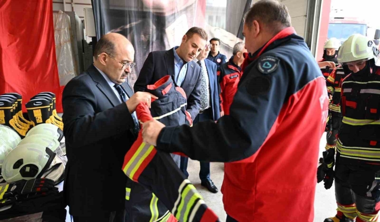 Büyükşehir’den OSB İtfaiyesi’ne 11 yıl sonra ekipman desteği