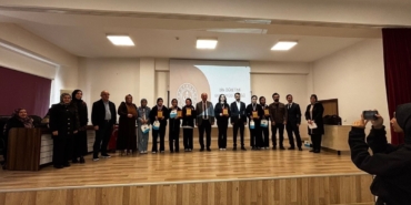 Bilecik’te Kur’an-ı Kerim okuma yarışmasında ödüller sahiplerini buldu
