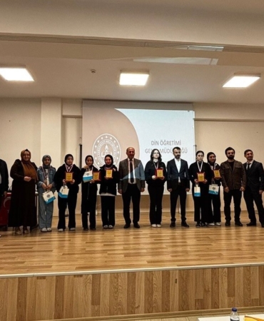 Bilecik’te Kur’an-ı Kerim okuma yarışmasında ödüller sahiplerini buldu