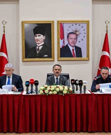 Kocaeli’de bir ayda 77 bin sürücüye trafik cezası kesildi