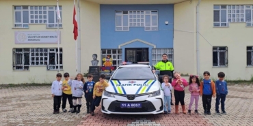 Bilecik’te miniklere trafik eğitimi