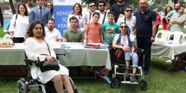 Nilüfer’de engeller sevgi ile aşılıyor