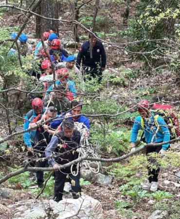 Kazdağları’nda 100 kişilik personelle zorlu kurtarma operasyonu