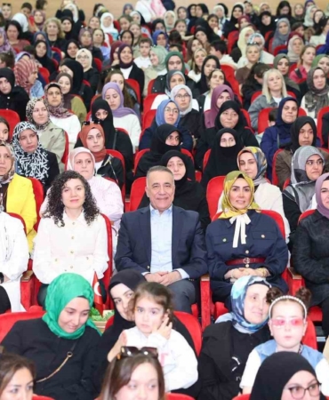 Sultangazi Belediyesi’nden anneler için ’Bir Ninniyle Değişir Dünya’ etkinliği