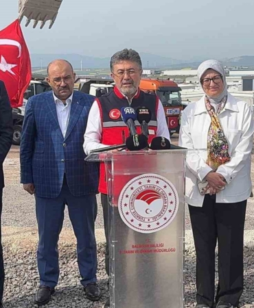 Tarım ve Orman Bakanı Yumaklı’dan Gönen Sera OSB’ye ziyaret