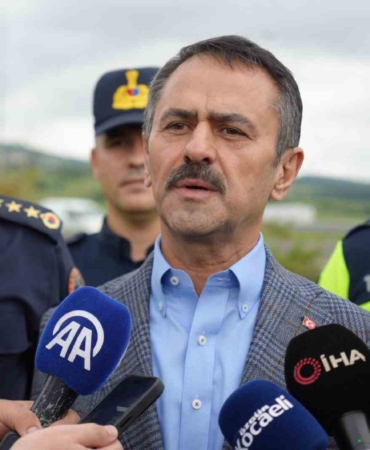 "TEM Otoyolu’nda yüzde 40, Kuzey Marmara ise yüzde 70’lere varan trafik yoğunluğu var"