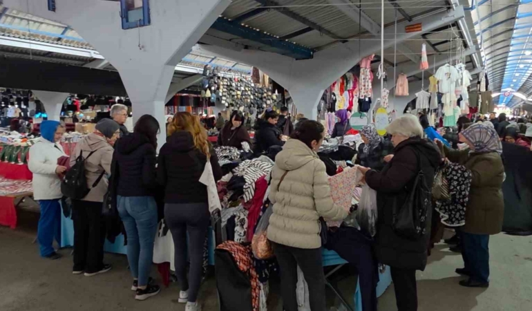 Edirne’de Balkan Pazarı yeniden açıldı: Esnaf umutlu