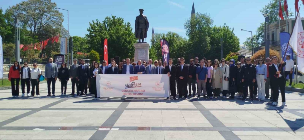 Edirne’de Gençlik Haftası etkinlikleri renkli görüntülere sahne oldu