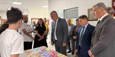 Burhaniye’de TÜBİTAK 4006-A Bilim Fuarı düzenlendi