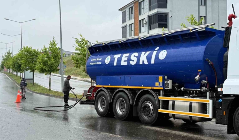 Tekirdağ’da sağanak etkili oldu, ekipler teyakkuza geçti