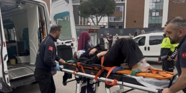 Bursa’da alt geçit yerine yolu kullanan yayaya otomobil çarptı