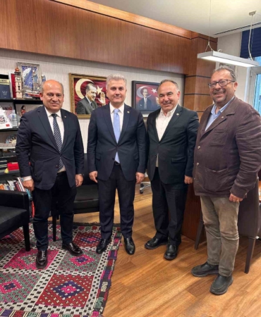Körfez heyetinden Ankara’da çıkarma