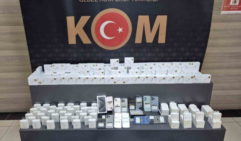 İş yerinde sahte 75 bin dolar ele geçirildi