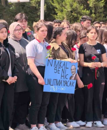 Vefat eden okul müdürü için veda töreni düzenlendi