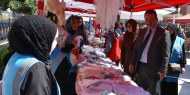 Bilecik’te ‘İki İnsan Bir Hayat: Aile’ temalı ‘Hayır Çarşısı’ açıldı