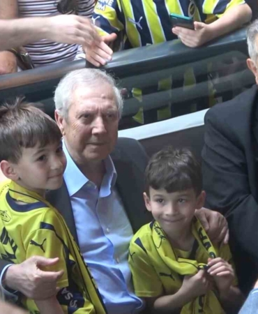 Yalova’da Aziz Yıldırım izdihamı