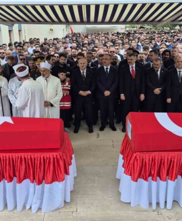Çorlu şehitlerini binler uğurladı