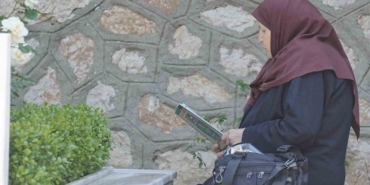 Şehitlikte hüzünlü bayramlaşma