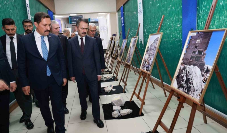 6 Şubat’ın hafızası "Sarsıldık Sarıldık" ile gözler önüne serildi