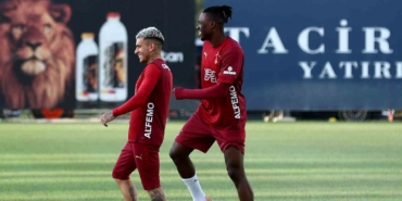 Şampiyon Galatasaray, Kasımpaşa maçı hazırlıklarına başladı
