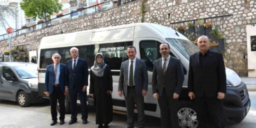 Bilecik’te hafızlık kurslarına minibüs desteği
