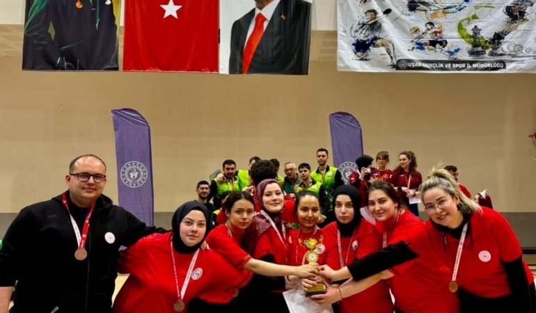 Bilecik Kız Takımı Ege Bölgesi üçüncüsü oldu