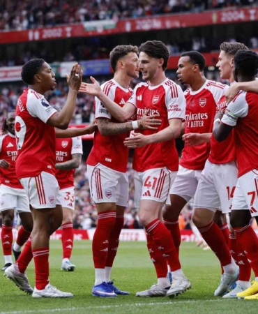 Premier Lig’de 22 yıl aradan sonra şampiyon Arsenal
