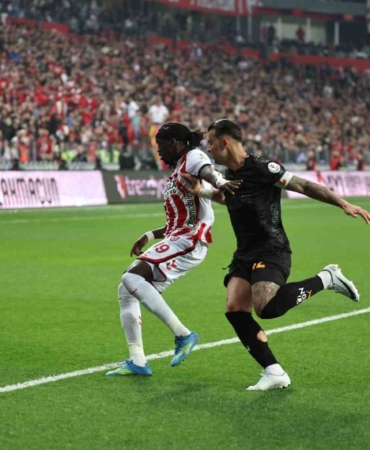 Galatasaray ligdeki 4. mağlubiyetini aldı