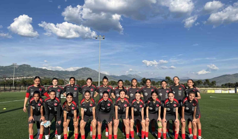 U16 Kız Milli Takımı, Ukrayna maçına hazır
