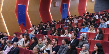 Avrupa fırsatları üniversite öğrencileriyle buluştu