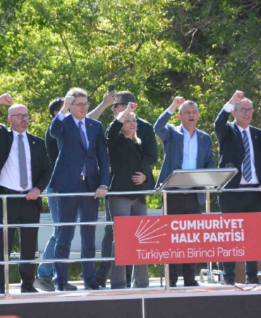 CHP Genel Başkanı Özel: "İstiklal Madalyası Balıkesir’in hakkıdır"