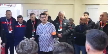 Şampiyonluk maçı öncesi takım kaptanından ağlatan konuşma