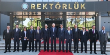 TBMM Başkanı Numan Kurtulmuş Bursa Valiliği’ni ziyaret etti