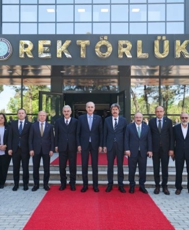 TBMM Başkanı Numan Kurtulmuş Bursa Valiliği’ni ziyaret etti