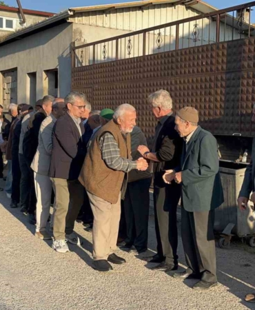 Bu kuyruğun sonu görülmedi