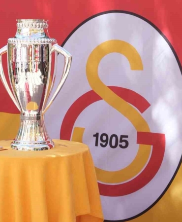 Kurban Bayramı sevinci şampiyonluk kupasıyla Galatasaraylılar Yurdu’nda yaşandı
