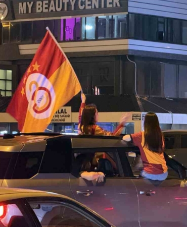 Galatasaray şampiyonluğunu ilan etti, Sakarya sokağa döküldü