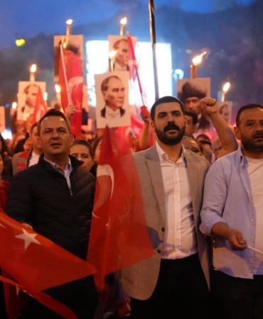 Ataşehir’de 19 Mayıs coşkusu meydanlara taştı