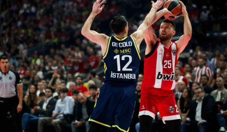 Euroleague Final Four: Olympiakos: 79 – Fenerbahçe Beko: 61