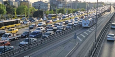 İstanbul’da akşam saatlerinde trafik yüzde 78’e ulaştı